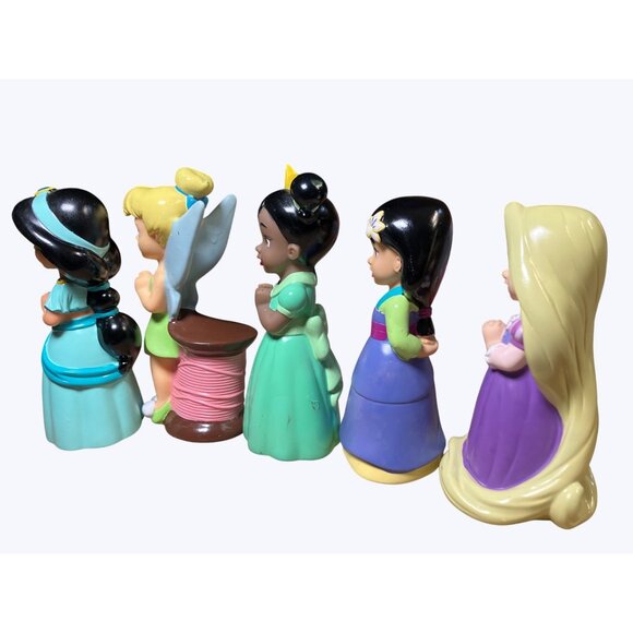 Disney Princess dolls Set of Five with Carrying Case - Picture 9 of 12